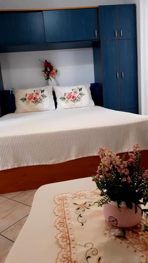 Apartmani Kalinic บิเยลา ภายนอก รูปภาพ