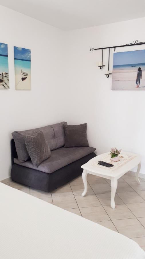 Apartmani Kalinic บิเยลา ภายนอก รูปภาพ